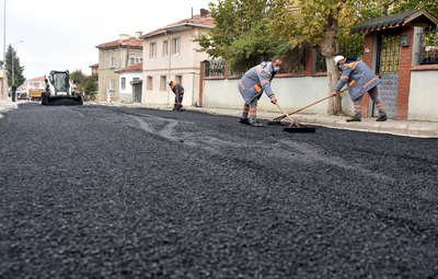MERKEZDE VE KIRSALDA ÜSTYAPI ÇALIŞMALARI